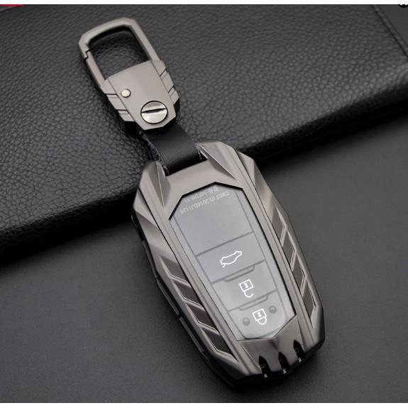ỐP CHÌA KHÓA cho xe TOYOTA CROSS, CAMRY, FORTUNER, HỢP KIM ALUMINIUM CAO CẤP
