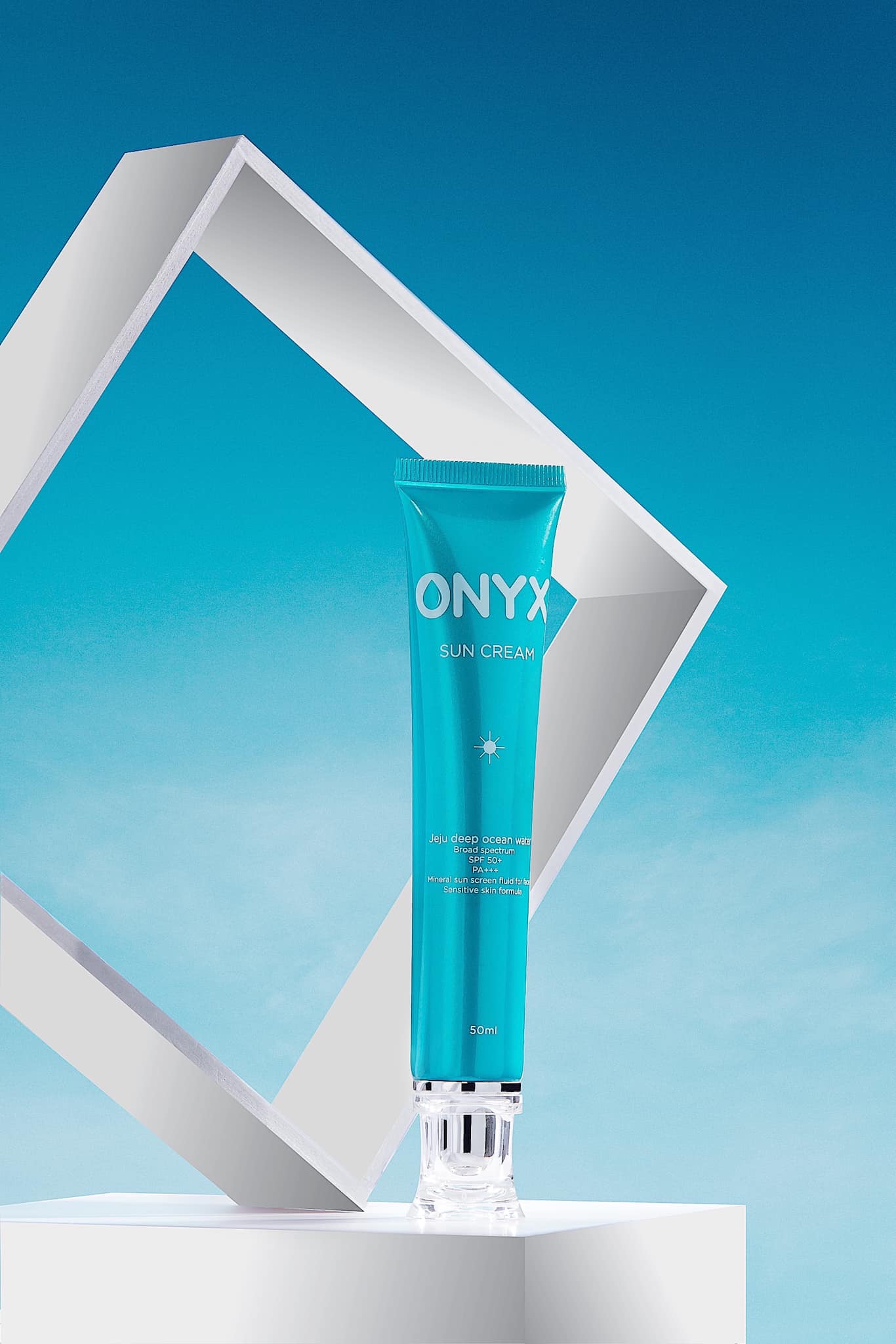 Kem Chống Nắng ONYX Giúp Bảo Vệ Da Trước Tác Hại Của UVB & UVA SPF 50+/PA+++ ONYX SUN CREAM