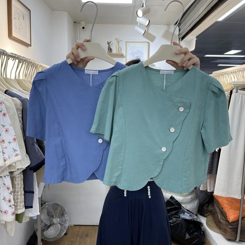 Áo Croptop Linen Cúc Đắp Chéo - MUOJ - Hàng Thiết Kế