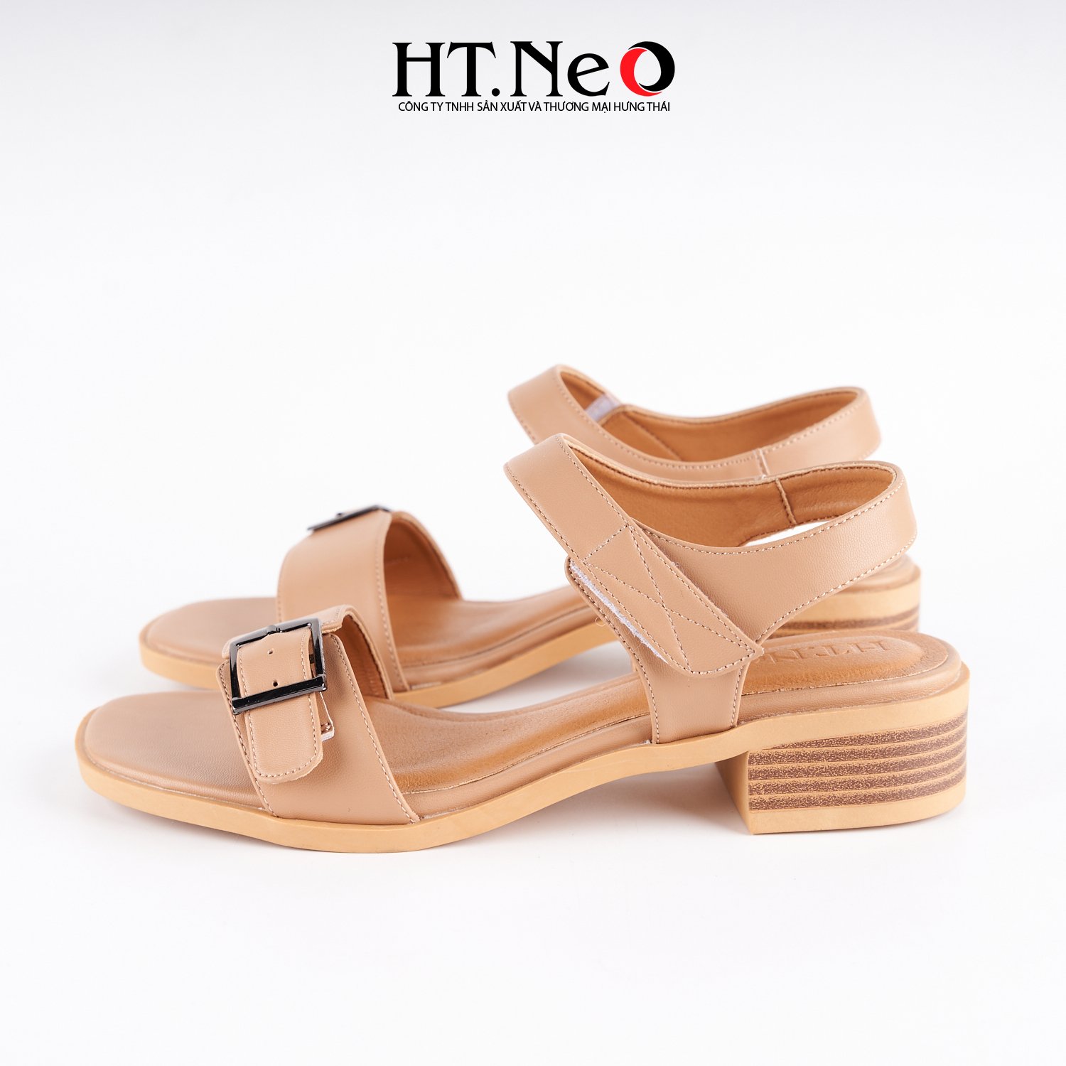 Sandal nữ 3p quai cài gót trụ chất liệu da khuy vuông SDN173