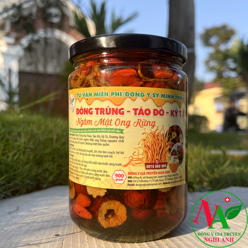 Đông Trùng Ngâm Mật Ong, Táo Đỏ, Kì Tử bồi bổ sức khỏe cho người đề kháng yếu, giúp ngủ ngon và sâu hơn chống lão hóa đẹp da tốt sức khỏe tim mạch, huyết áp Hộp 900gr