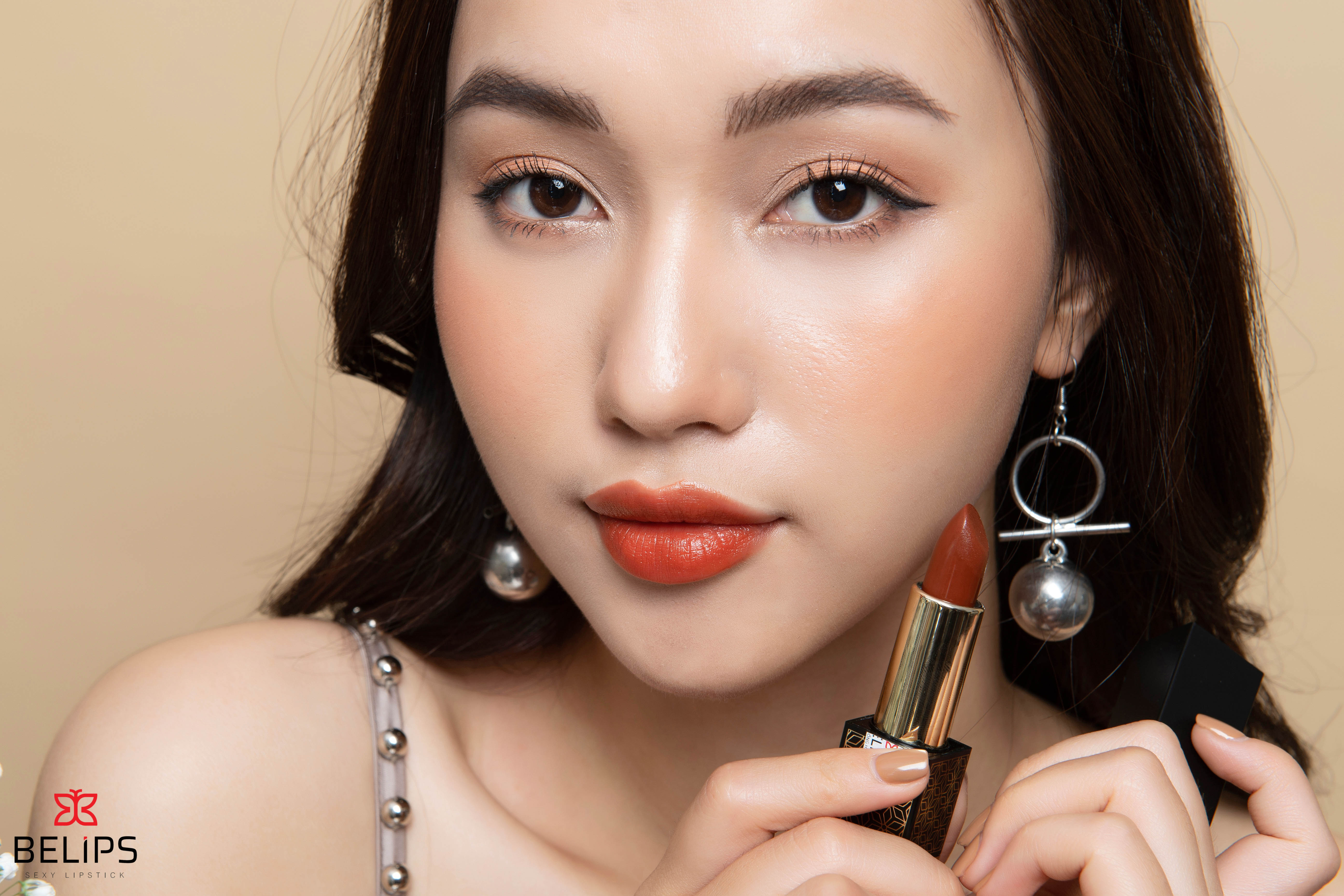 Bộ đôi son thỏi Belips Sexy Lipstick 09 Juliette Red + son kem lì Belips City At Night C03 Night Party