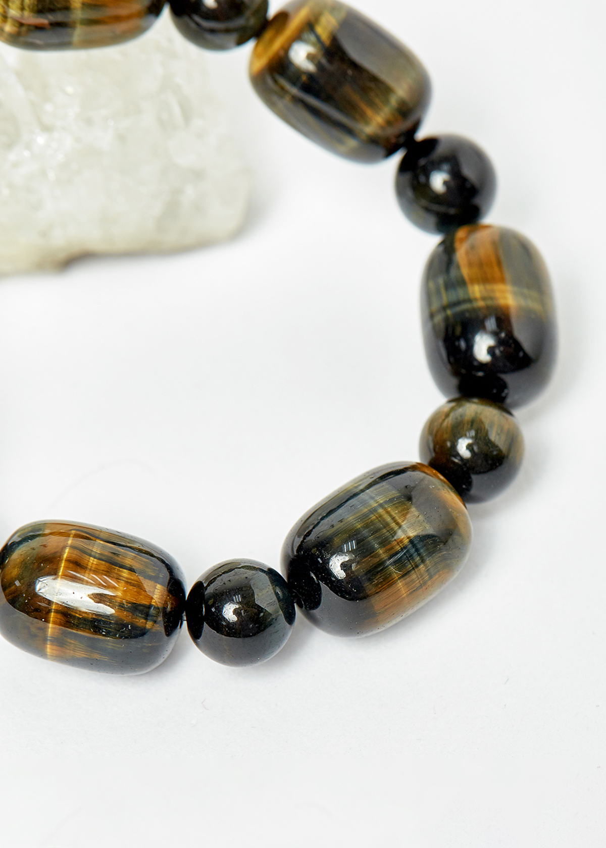 Vòng lu thống thạch anh mắt hổ xanh đen hạt 18x13mm mệnh thủy, mộc - Ngọc Quý Gemstones