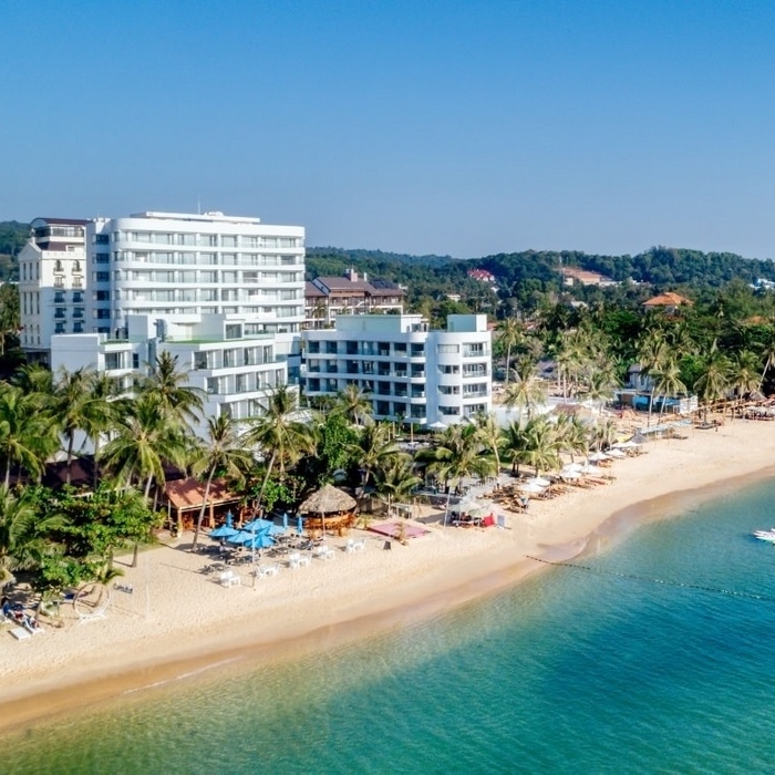 Sunset Beach Resort & Spa 4* Phú Quốc - Buffet Sáng, 02 Hồ Bơi Vô Cực, Bãi Biển Riêng, Đón Tiễn Sân Bay, Bar Ngắm Hoàng Hôn Cực Đẹp, Ngay Trung Tâm Dương Đông