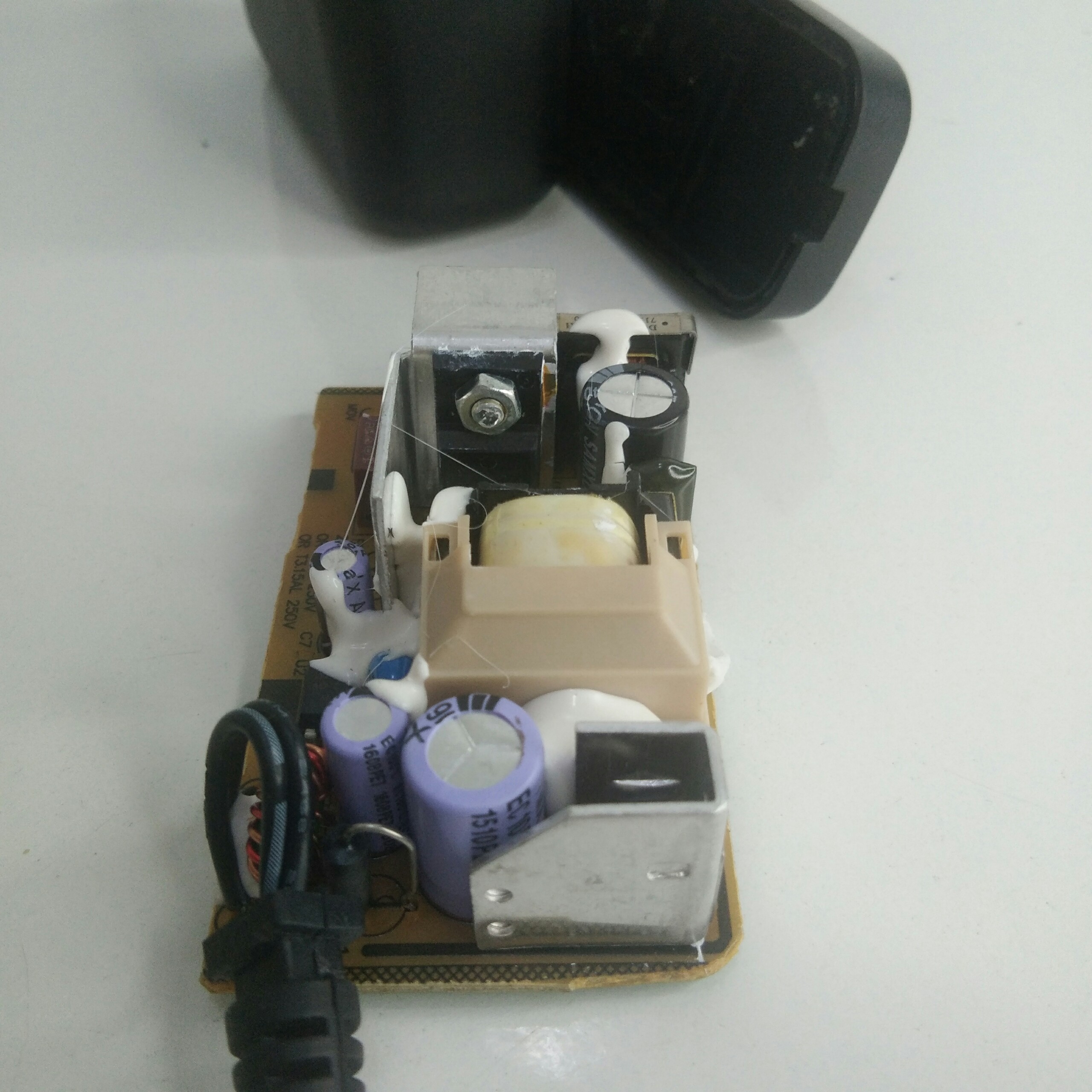 Nguồn 12v 1A