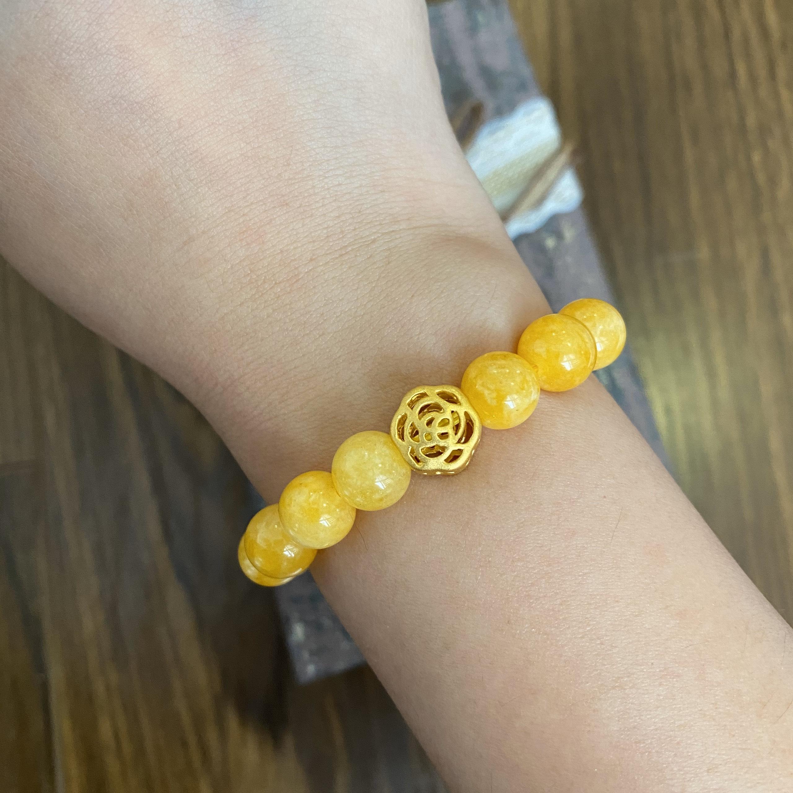 Vòng Đá Thạch Anh Vàng Vân 10 Ly Mix Charm Hoa 24K