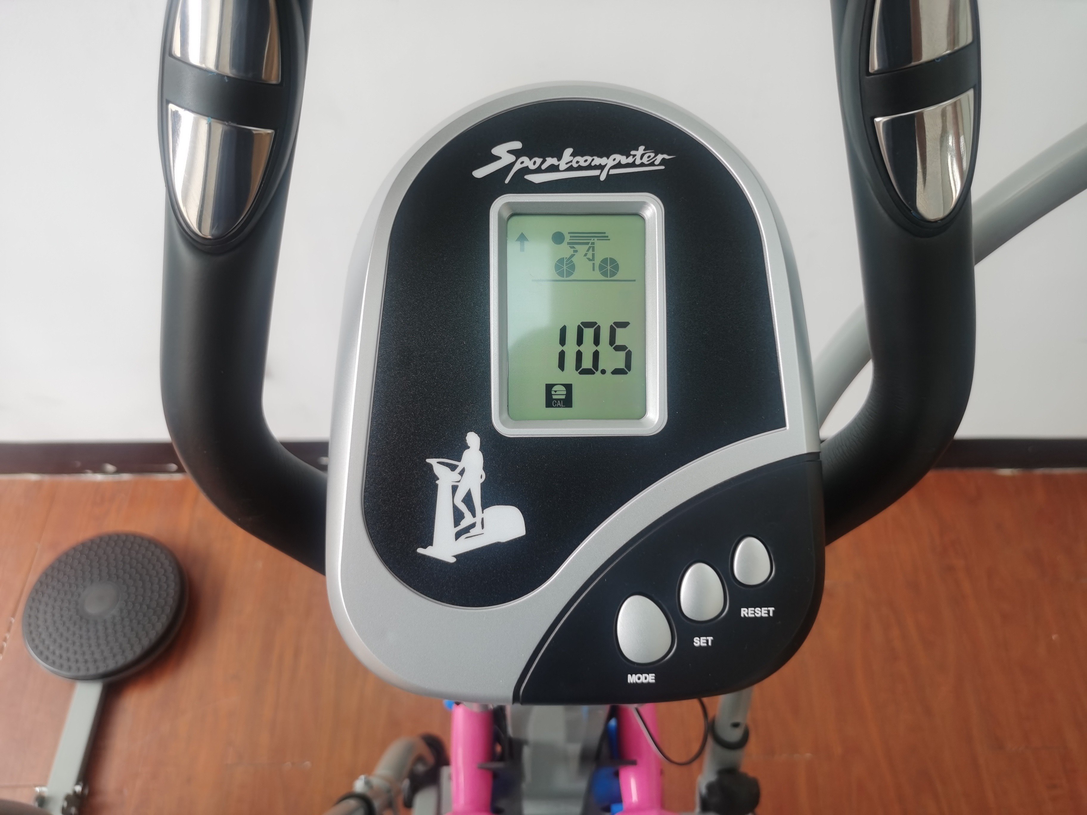 Xe đạp trong nhà liên hoàn tay chân 2085 ( tặng kèm 4 quả tạ tay và đĩa xoay eo), bánh đà 7kg chịu tải trọng 120kg an toàn cho gia đình sử dụng