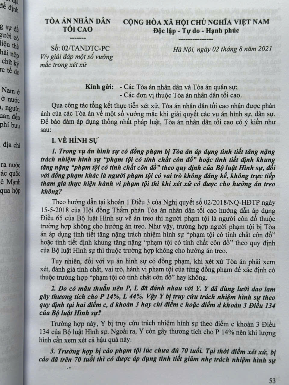 Sách Tổng Hợp Công Văn Của Tòa Án Nhân Dân Tối Cao Hướng Dẫn Nghiệp Vụ và Giải Đáp Thắc Mắc Trong Lĩnh Vực Dân Sự, Tố Tụng Dân Sự - V2287T
