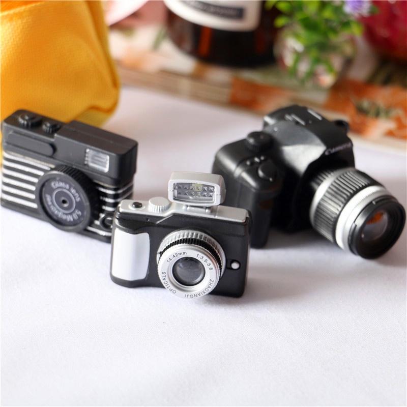 Hình ảnh Trang trí Decor nhà cửa-Mô hình máy ảnh kèm lens trang trí bàn làm việc, bàn học trang trí cửa hàng dây 18cm