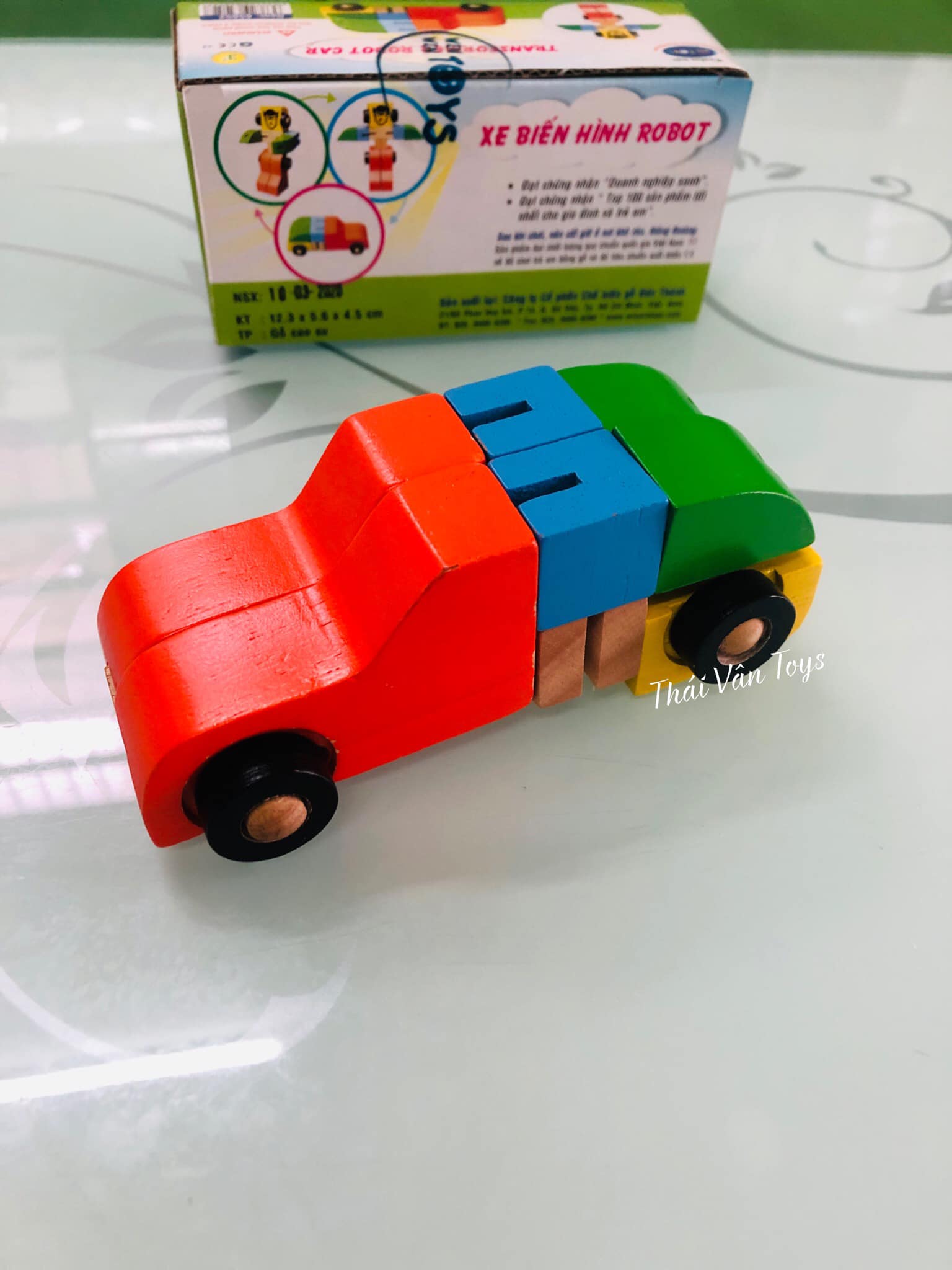 Đồ chơi xe gỗ biến hình robot - Đồ chơi gỗ Việt Nam