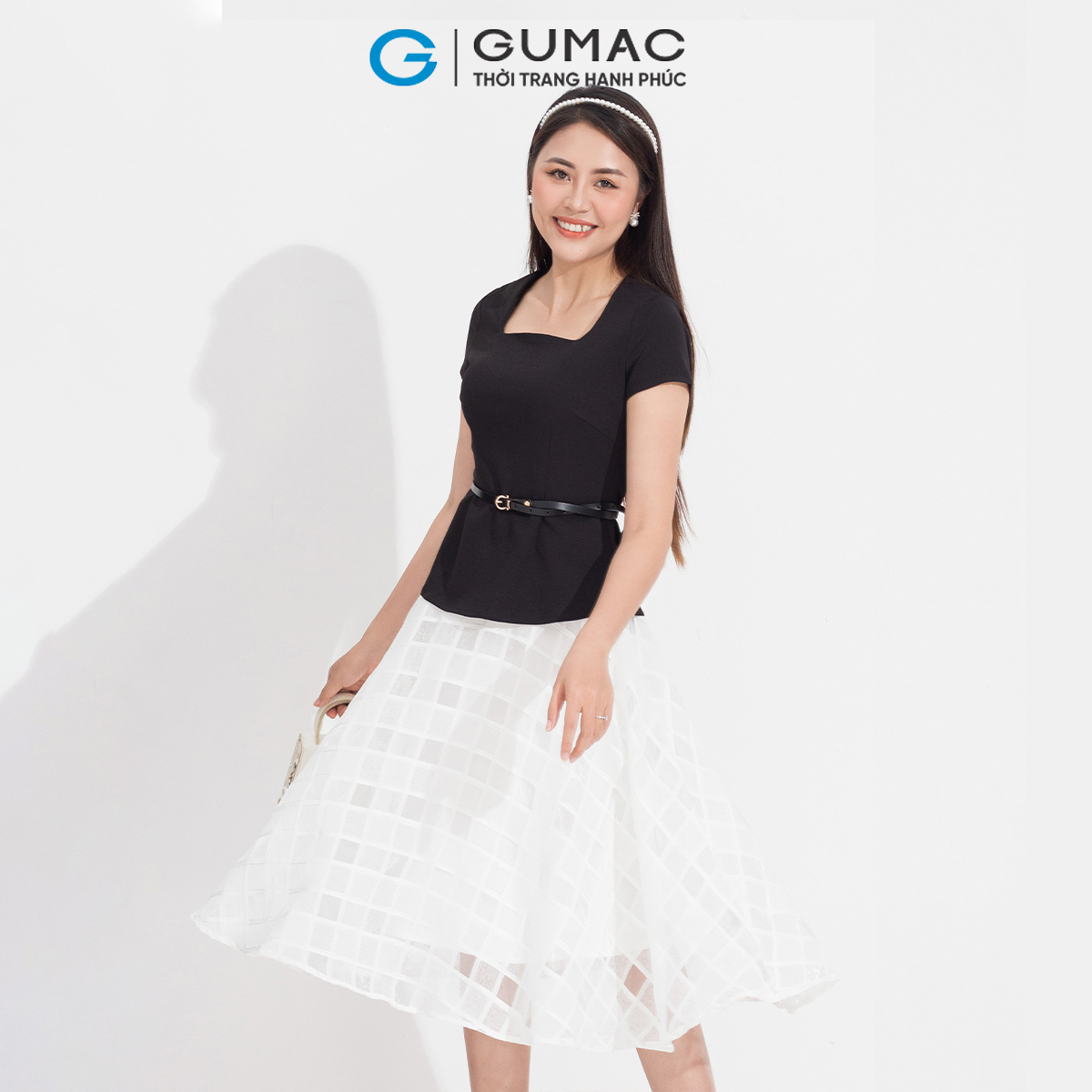 Chân váy xòe lưới vuông GUMAC VD05009