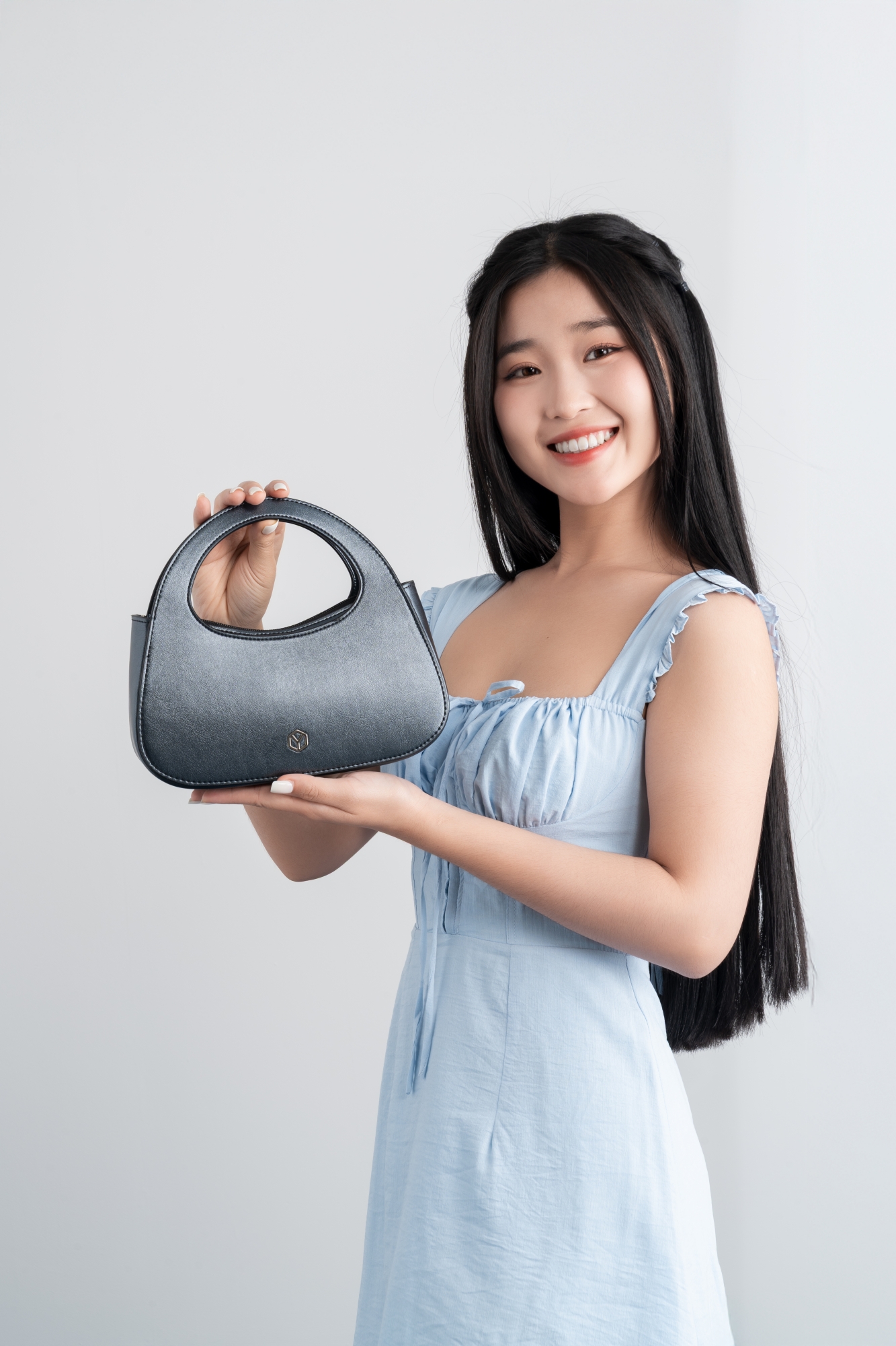 Túi Yuumy ( Thời trang nữ túi đeo chéo da + ví mini -  Bộ quà tặng túi xách Nâng Niu YHQ01 )