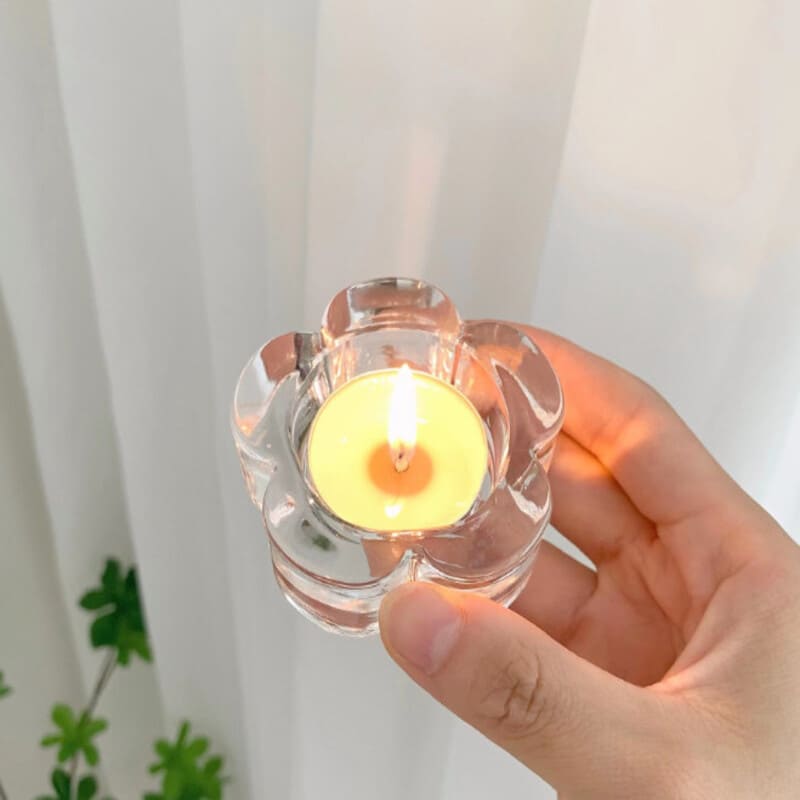 Ly Đựng Nến Thủy Tinh Trong Suốt Mẫu Chân Nến Hoa Mai Phong Cách Bắc Âu Cao 2cm