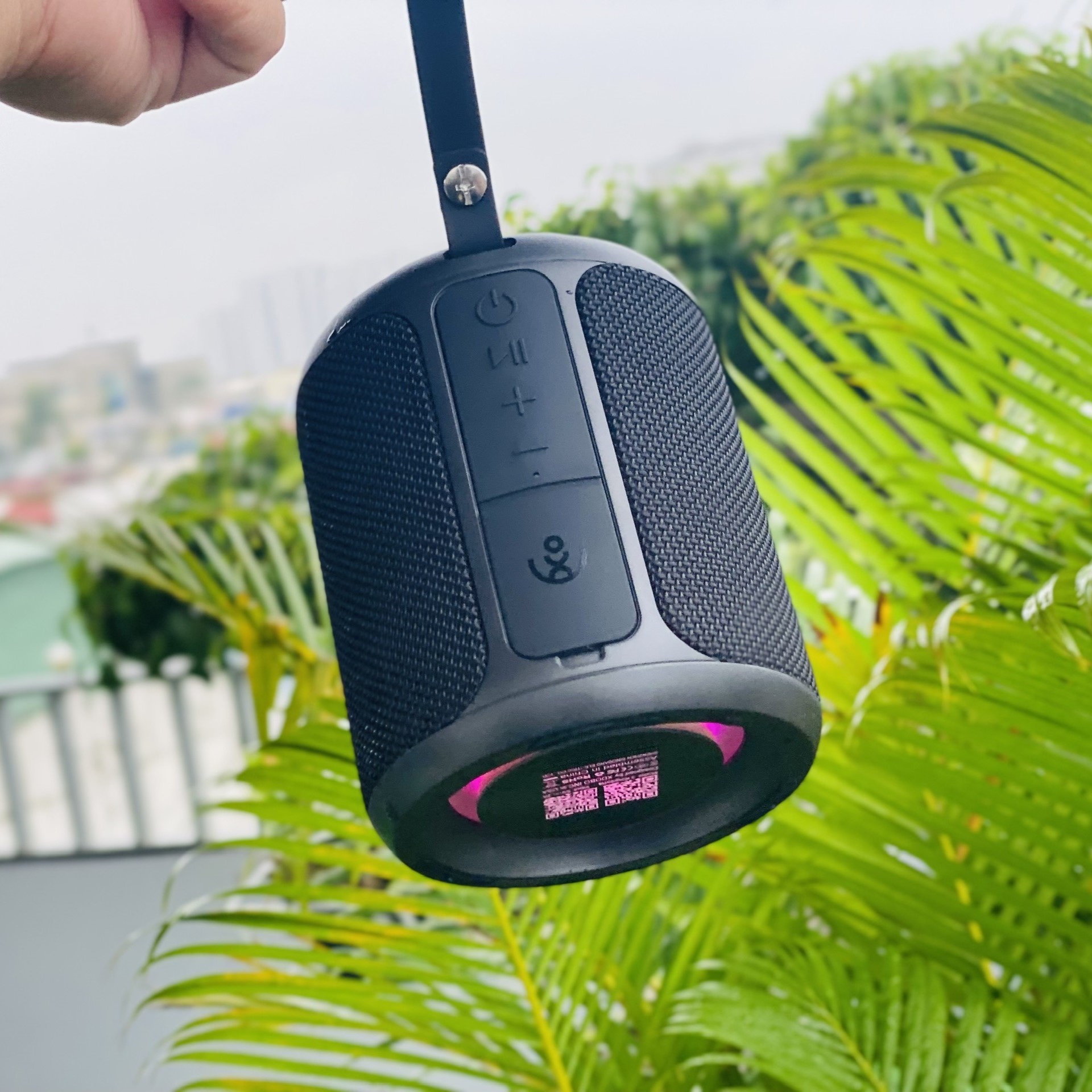 Loa Xách Tay Sinoband 3 Kingdoms Công Suất 40W, Bass Trầm Ấm, Công Nghệ IPX6 Kháng Nước Hiệu Quả, Tích Hợp Led RGB Hiện Đại, Dễ Dàng Nghe Nhạc, Mang Đi Du Lịch, Hàng Chính Hãng