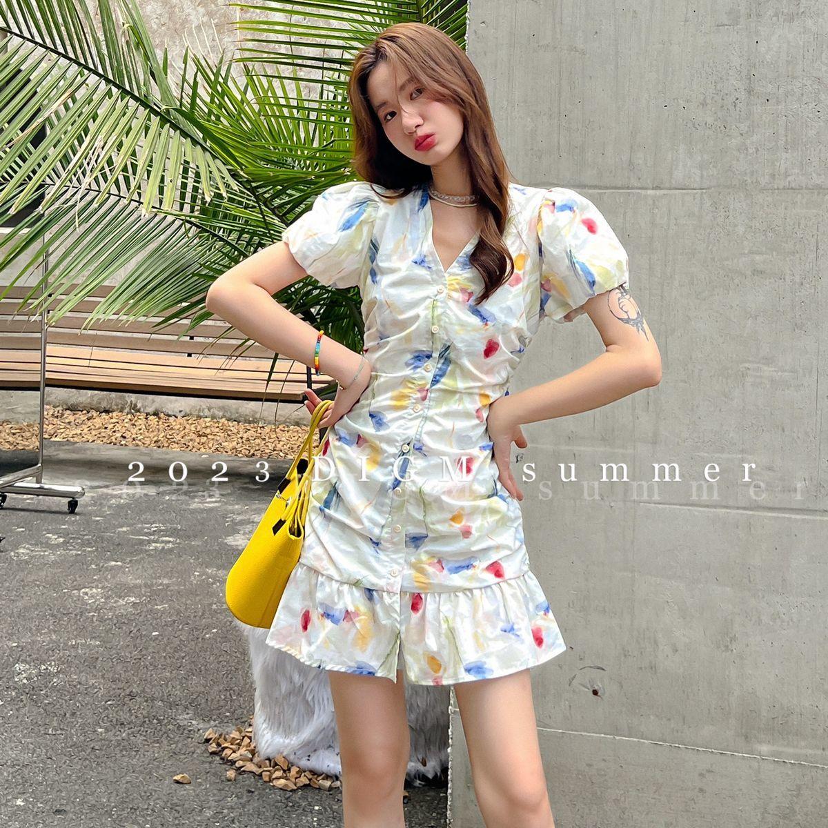 DONGSHOP Phong cách Pháp Vintage tranh sơn dầu xếp li váy mùa hè V cổ thắt lưng hiển thị gầy khí chất cao cấp cảm giác váy nhỏ