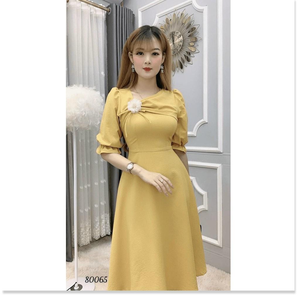 ĐẦM ĐÍNH HOA TRÊN ÁO SIÊU XINH