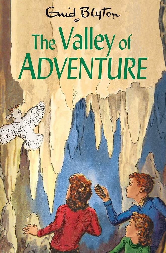 Sách văn học trẻ tiếng Anh - The Valley Of Adventure