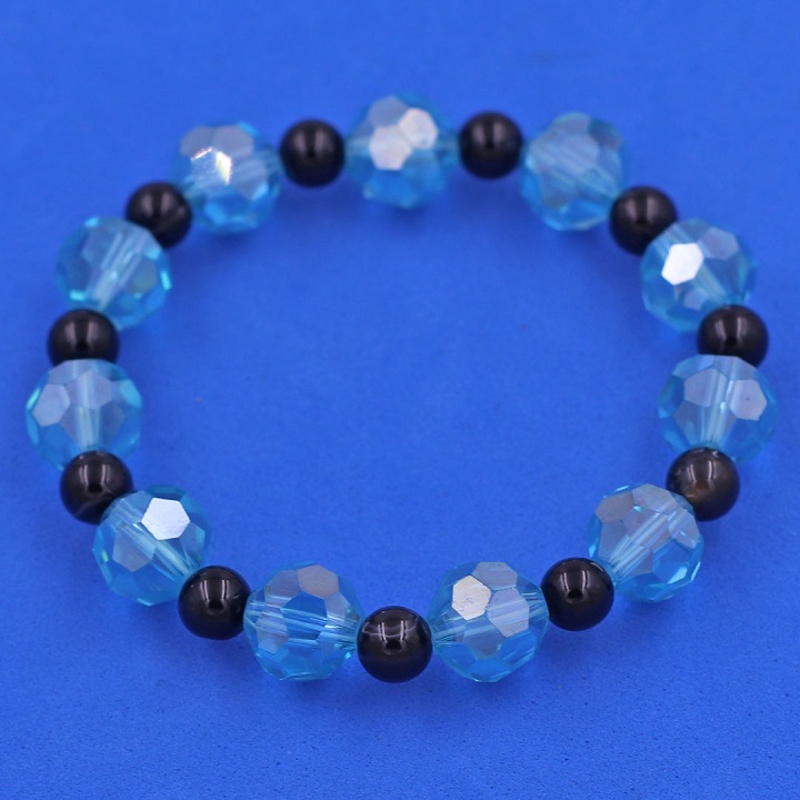 Vòng tay pha lê xanh biển giác 10 ly thạch anh đen CTFLXBGTAES10