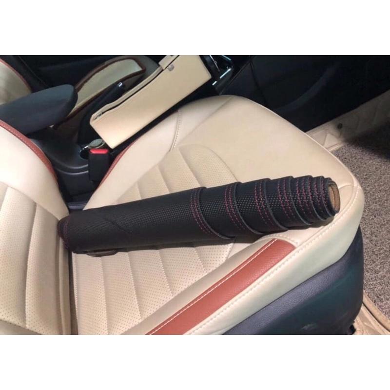 Thảm taplo da carbon xe Wigo 2018-2023