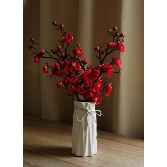 Cành hoa đào giả nhựa màu đỏ trang trí Tết đẹp HINDI 60cm mã AZHOA0032
