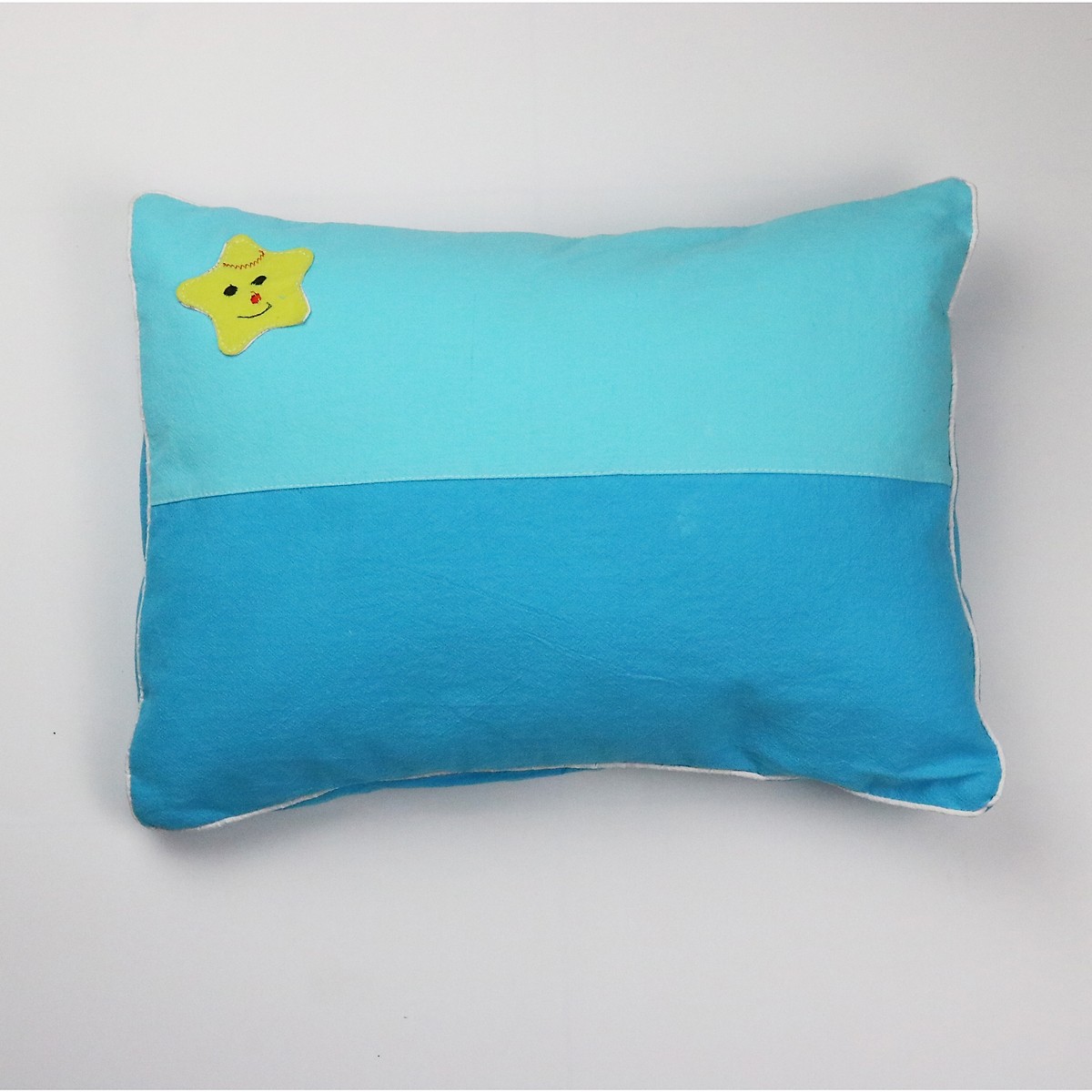 Gối Cara cho em bé kích thước 30x40cm