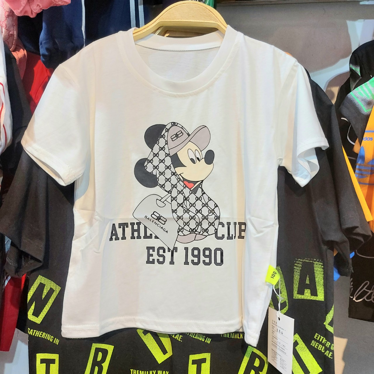 Áo cộc tay bé gái 3-8 tuổi hình Mickey và số 1990, Áo hè cho bé vải cotton co giãn thấm hút mồ hôi Hàng Quảng Châu