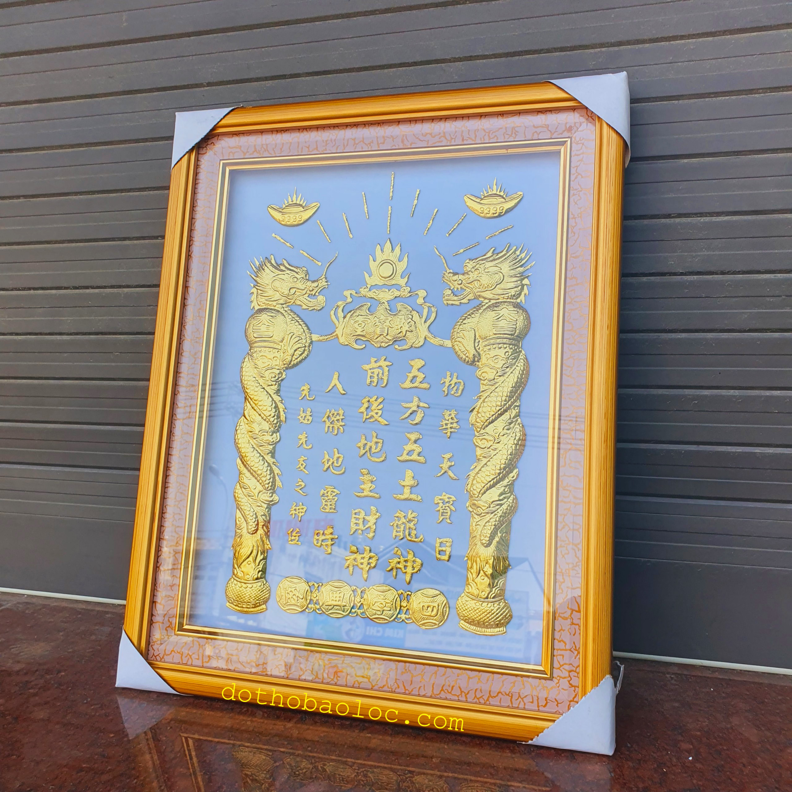 Bài vị Thần Tài Thổ Địa mạ vàng 24K Cao 48cm, Ngang 38cm. Cam kết vàng thật 100%