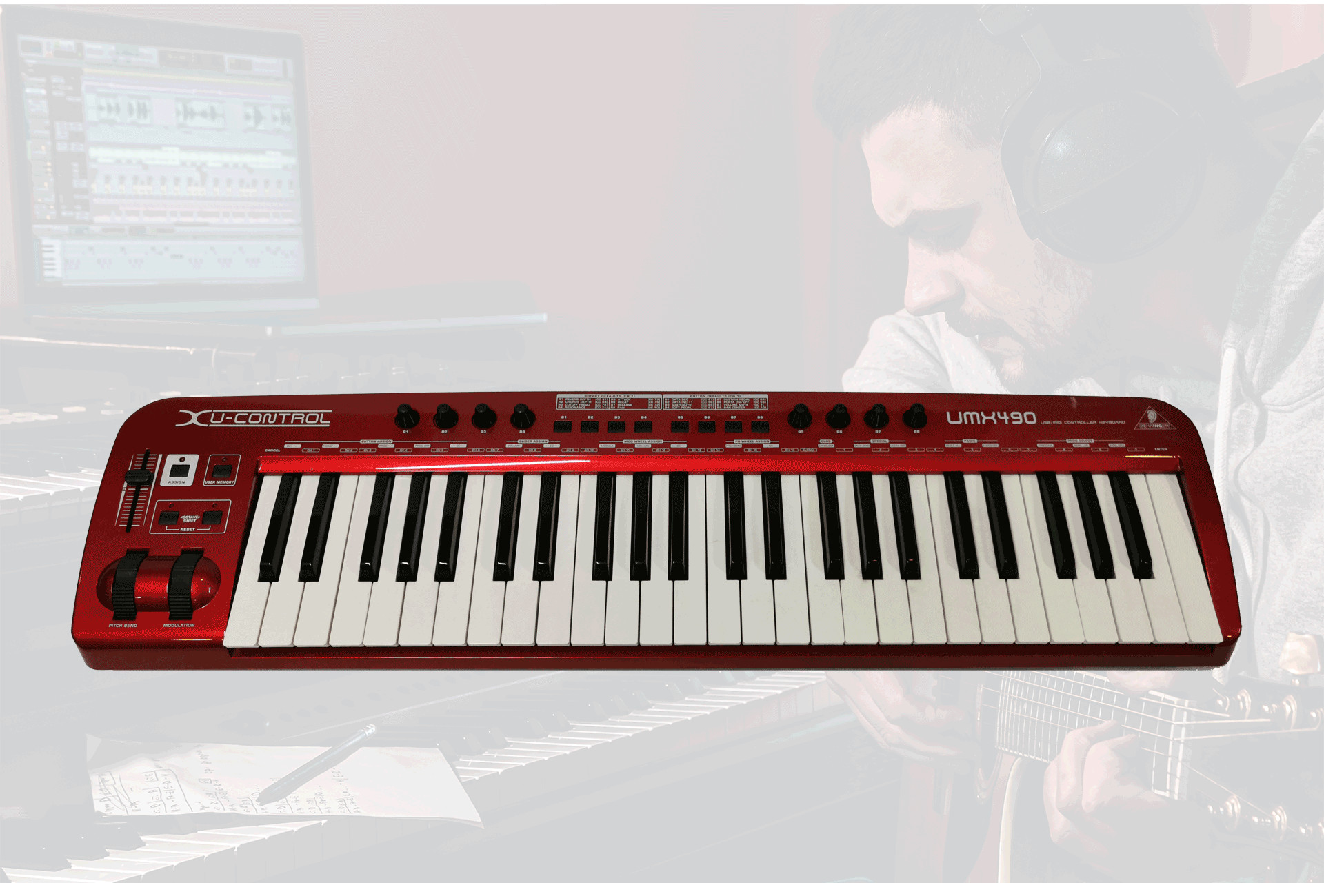 U-CONTROL UMX490 The Ultimate Studio in a Box: 49-Key USB/MIDI Controller Keyboard