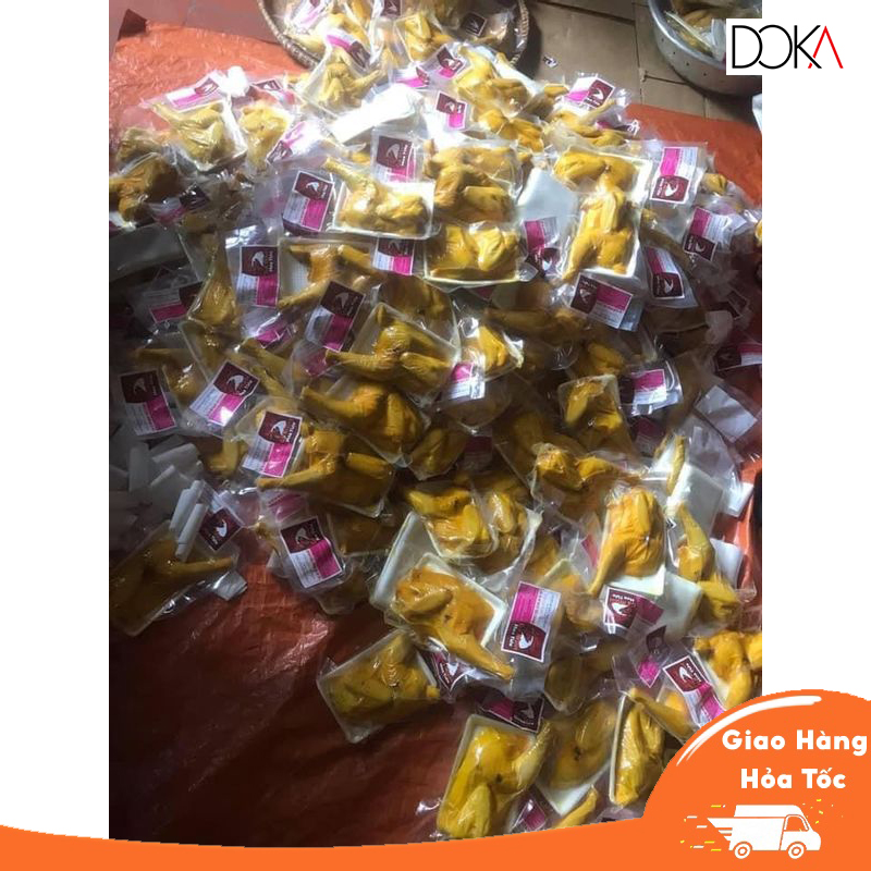 Gà ủ muối hoa tiêu Doka Food da giòn, thịt dai ngon vị đậm đà từng xới thịt