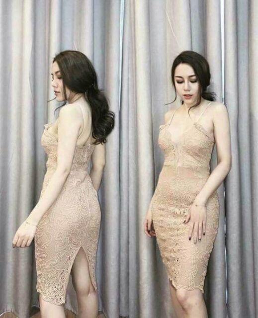 Đầm body 2 dây xẻ ngực phối lưới