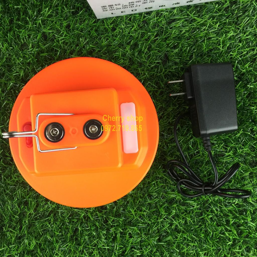 Bóng đèn tích điện 8h-10h loại 200w – 250w sạc tích điện LED có móc treo bóng tỏa sáng rộng siêu sáng