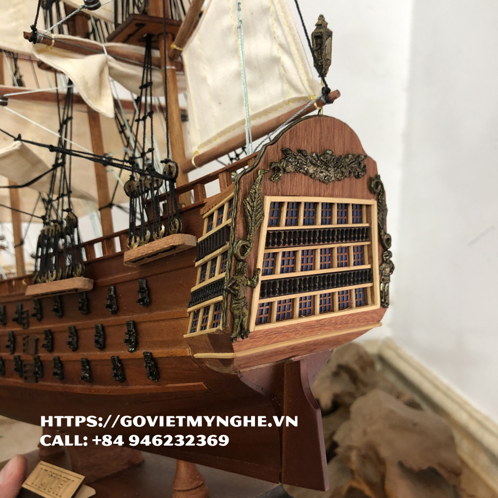Mô hình thuyền gỗ thuyền trang trí tàu chiến cổ HMS Victory - Gỗ căm xe - Thân tàu dài 40cm - Buồm vải bố