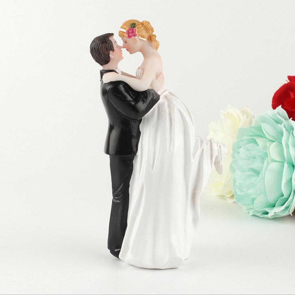 Wedding Cake Topper Bride Groom Wedding Decor Resin Cake Topper