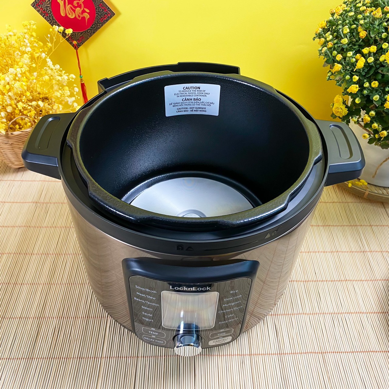 Nồi Áp Suất Điện Tử Đa Năng Lock&Lock 6L - EJP676BLK - Hàng Chính Hãng