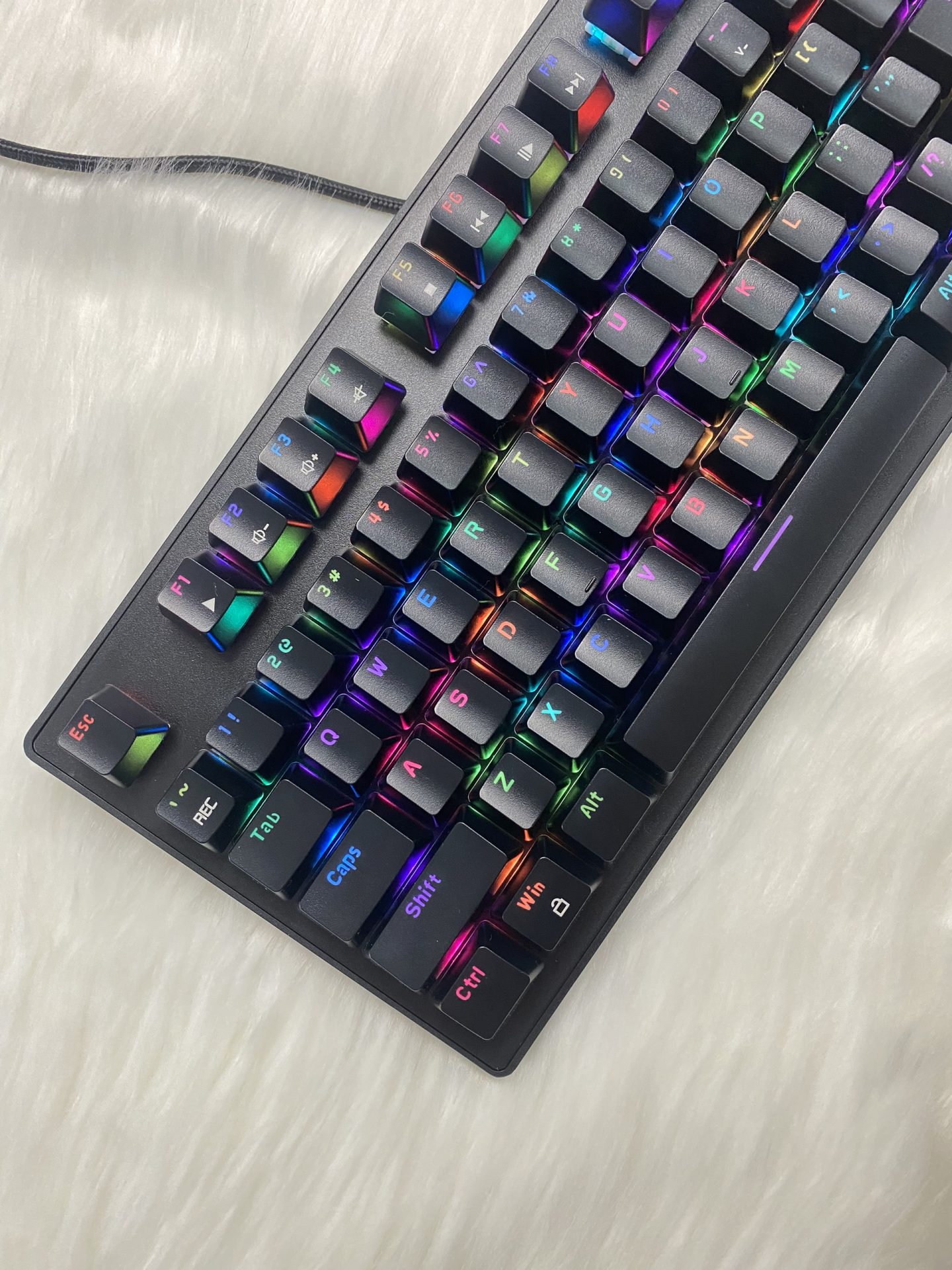 Bàn Phím Cơ Máy Tính Có Dây - Newmen GE87R TKL | RGB | ABS Keycap - Hàng Chính Hãng