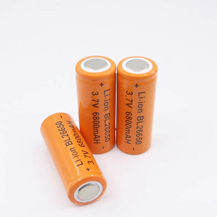 Pin 26650 Dung lượng 6800mAh 3.7v dòng xả 10A dùng cho quạt MINI,đèn pin,Tông Đơ,Sạc Dự phòng