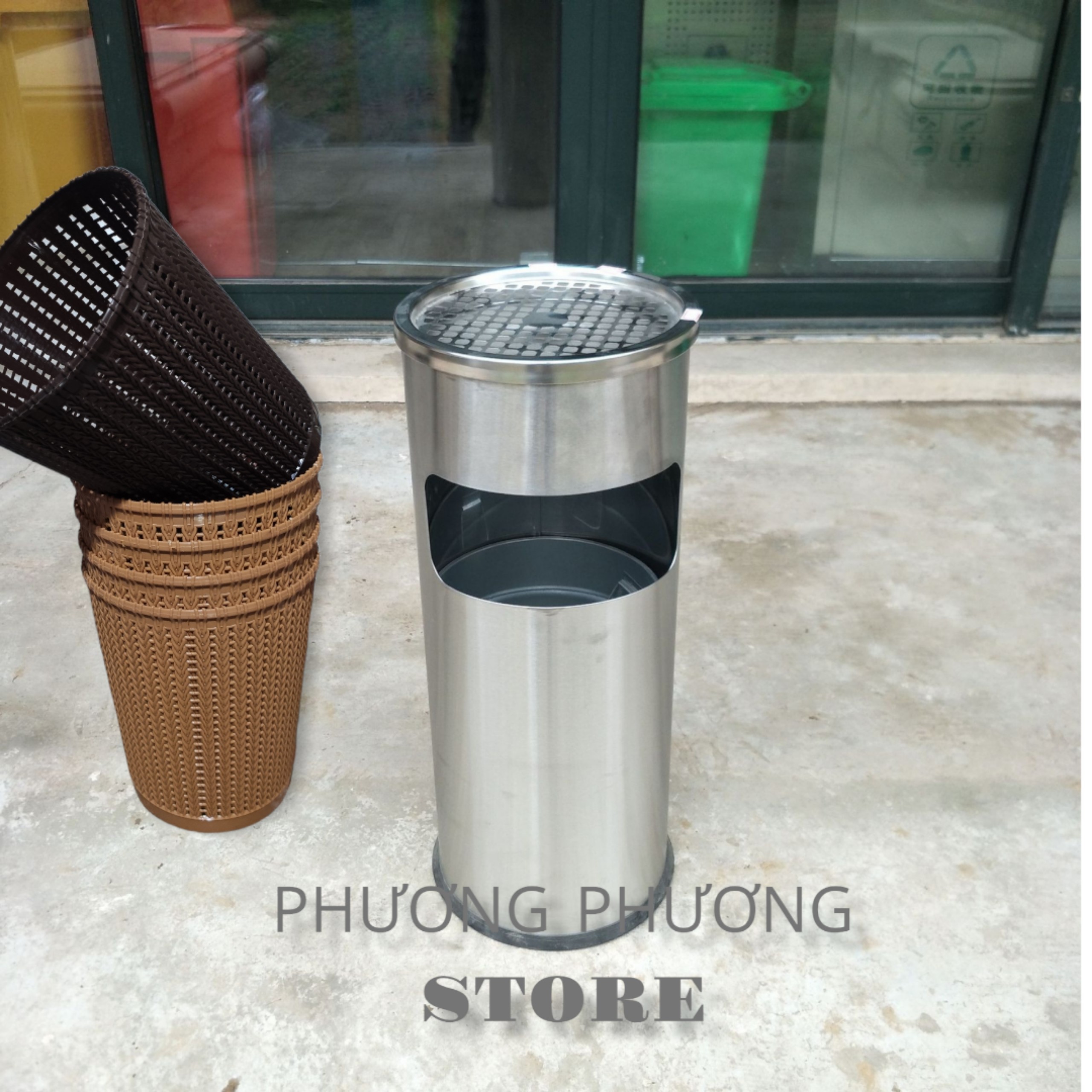 Thùng rác inox tròn A 35, thùng rác inox gạt tàn tròn ( Tặng sọt tròn mây )