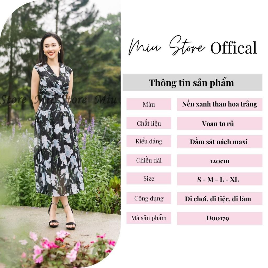 Đầm maxi hoa hồng nền đen vạt xẻ đính cúc ngọc D00179