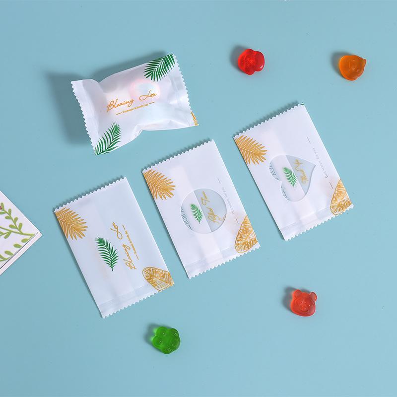 Túi đựng trà, bánh kẹo hoạ tiết Chiếc Lá Trắng hàn nhiệt - VUA BAO BÌ