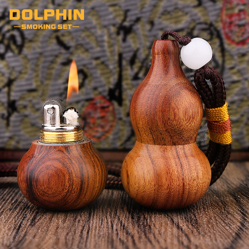 Hộp Quẹt Bật Lửa Xăng Đá Dolphin HY-633 Kiêm Móc Treo Hình Quả Bầu Hồ Lô Hút Tài Lộc Cực Đẹp