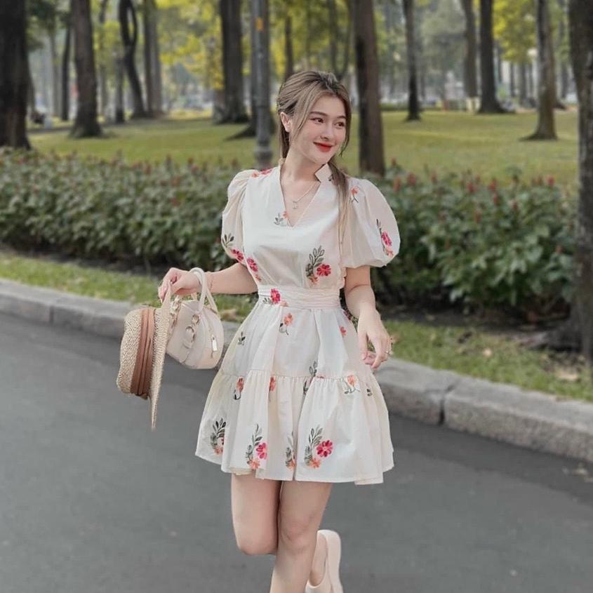 Đầm váy nữ tay phồng cổ chữ V thắt eo chít tầng xòe hàng thiết kế GKM FASHION