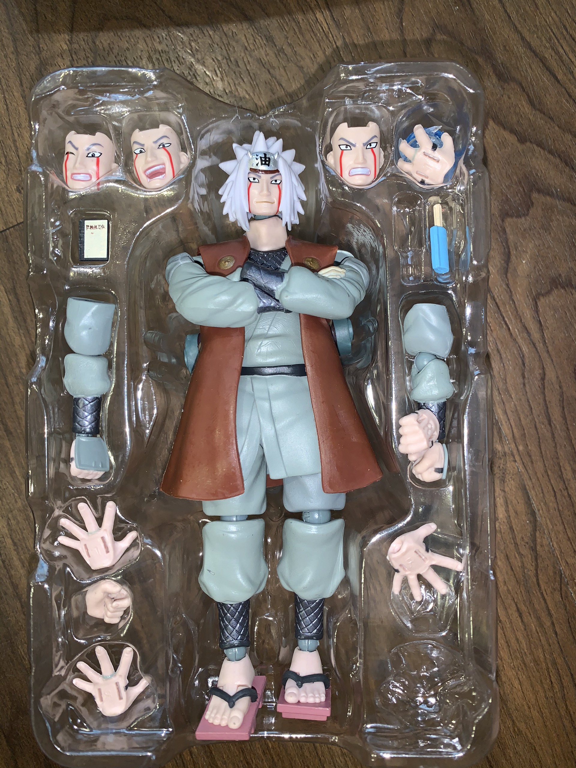 Mô hình khớp Jiraiya tiên nhân háo sắc - Naruto