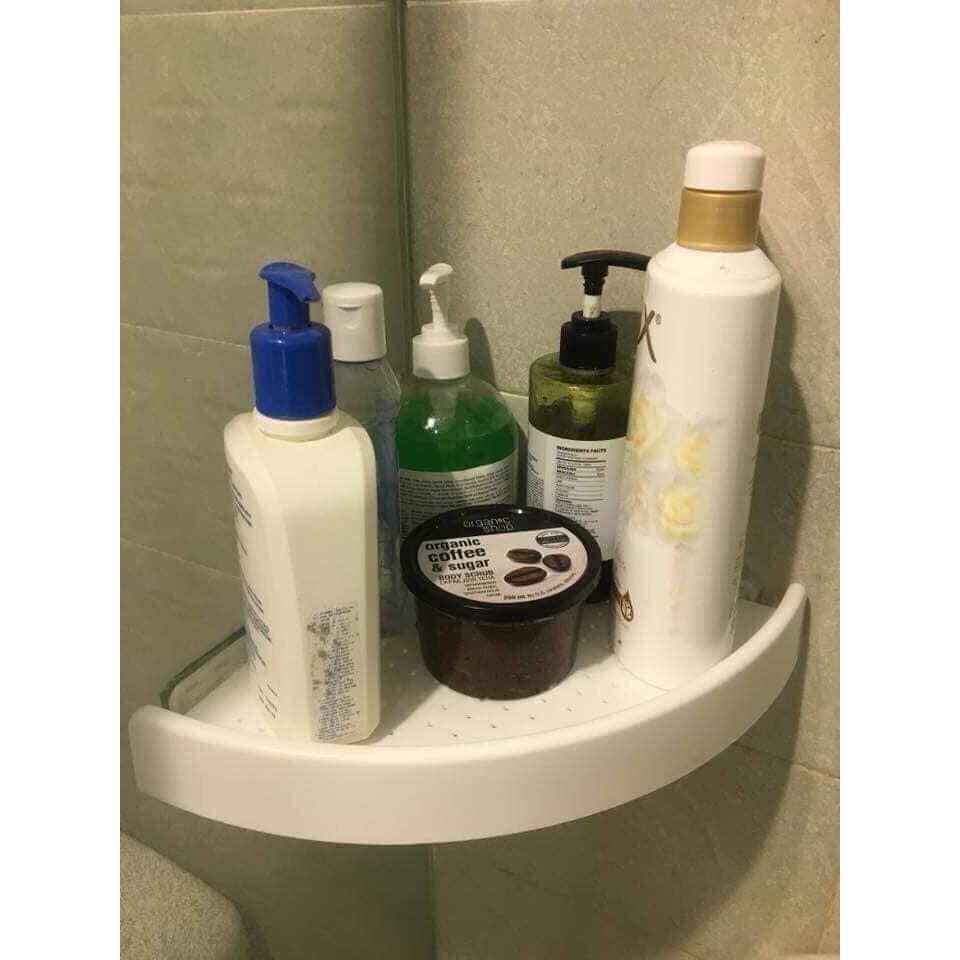 KỆ GÓC TAM GIÁC HÚT CHÂN KHÔNG