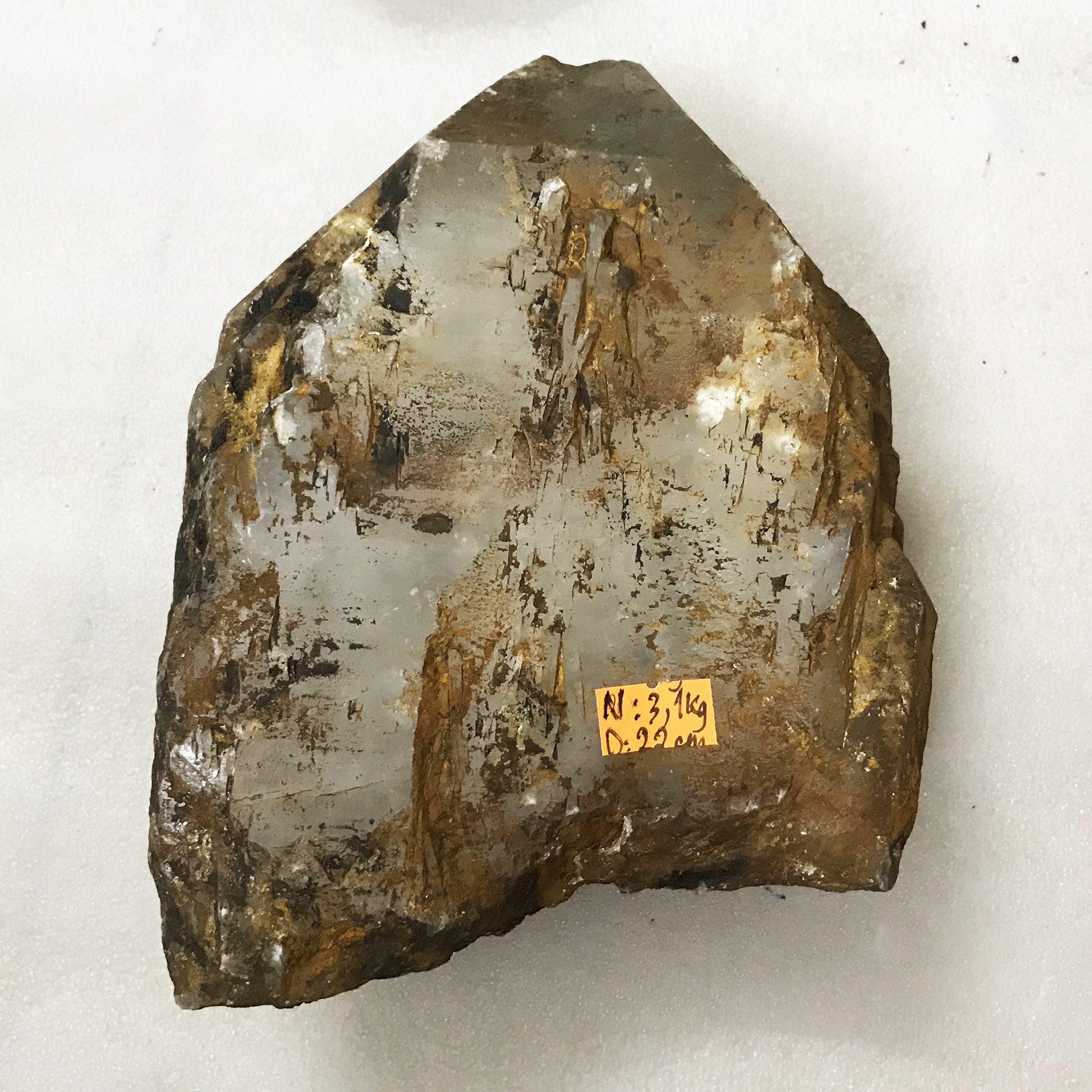 Cây đá để bàn, cục đá trấn trạch trong vắt 3 kg chống tia xạ đá thật tảng thô 100% cho người mệnh Thủy và Kim