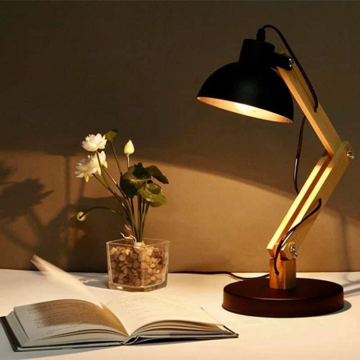 Đèn Bàn Học, Đèn Đọc Sách Điều Chỉnh  Cao Thấp, Tặng Bóng Led 7W, Thuỷ Đèn Chùm