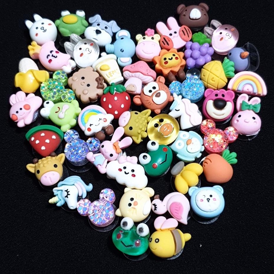 Sticker trang trí dép cross / nút gắn hkdesign nhiều mẫu mini ~1,2cm gắn sục
