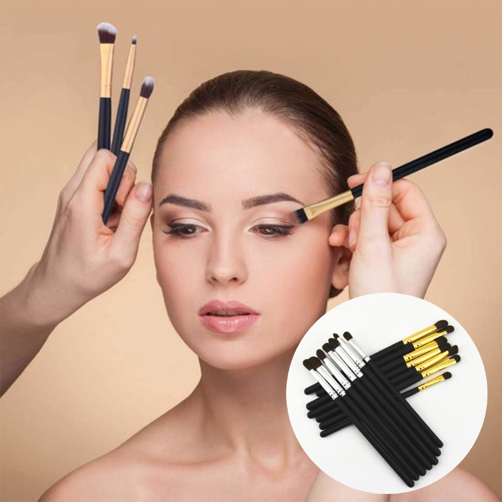 Set Cọ trang điểm Chuyên Nghiệp, Gồm 7 Cây Làm Từ Lông Tự Nhiên, Chuyên Makeup Mắt, Lên Màu Chuẩn, Dễ Pha Trộn Màu Nhiều Phong Cách Khi Makeup Mắt Đẹp, Lông Mịn, Ít Rụng Lông, Bám Phấn, Dễ Chịu Cho Da, Thiết Kế 2 Màu Bọc Hợp Kim Màu Vàng Hoặc Màu Bạc, Nhỏ Gọn Có Thể Mang Theo Dễ Dàng, Dùng Được Với Các Loại Phấn Mắt.