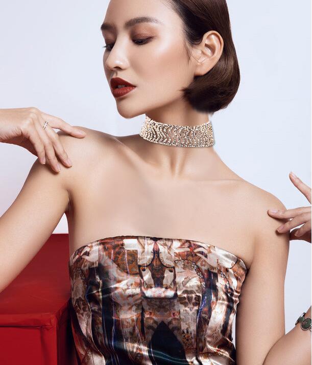 Vòng cổ choker đá lượn sóng sexy hot girl mẫu mới