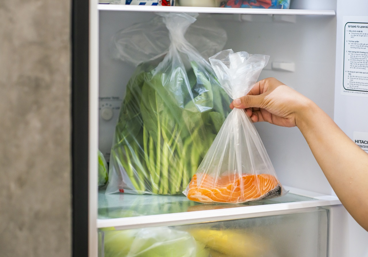 Túi nilong đựng thực phẩm bảo quản đồ ăn trong tủ lạnh kích thước 17*28*100 cái/cuộn