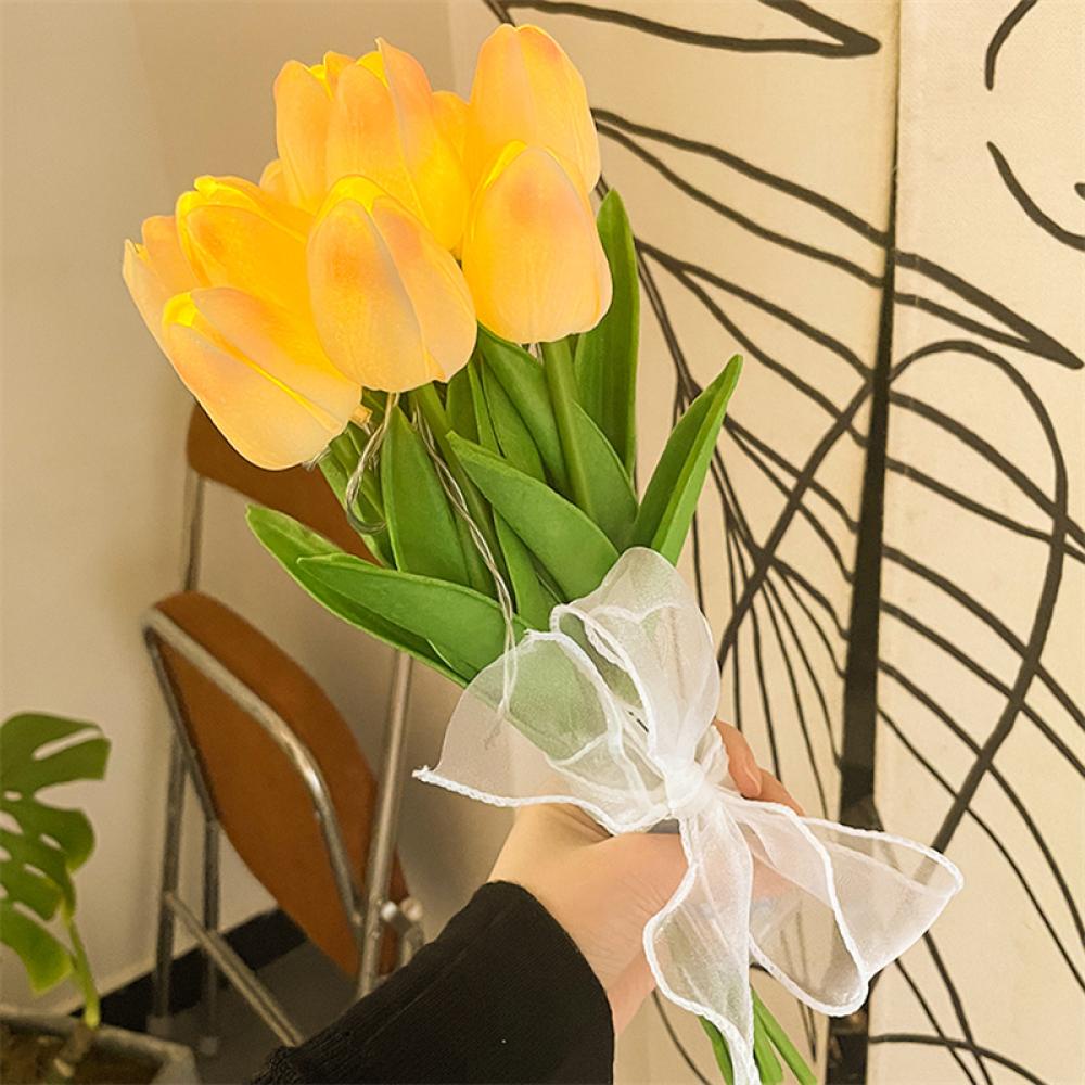 Bó 10 Cành Hoa Tulip Kèm Đèn Led Phát Sáng Hoa Cưới Hoa Lụa Giả Kèm Nơ Xinh Decor Trang Trí Nhà Cửa